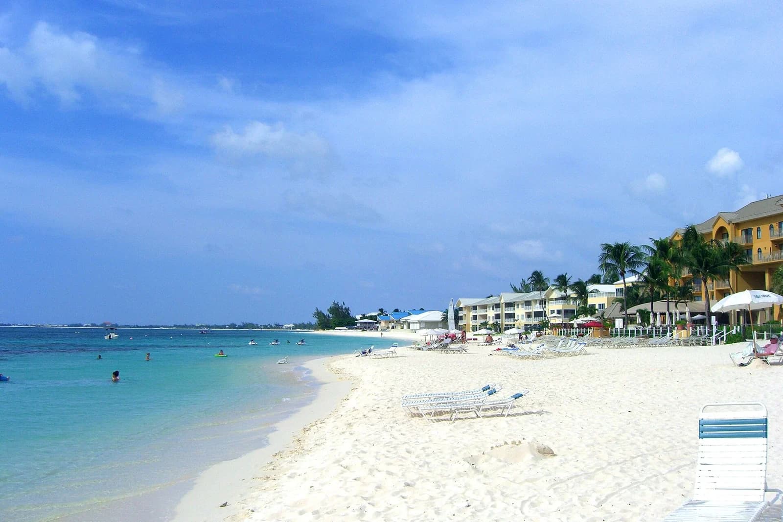 Seven Mile Beach (Grand Cayman), West coast, Grand Cayman - one of the best beaches in the Caribbean