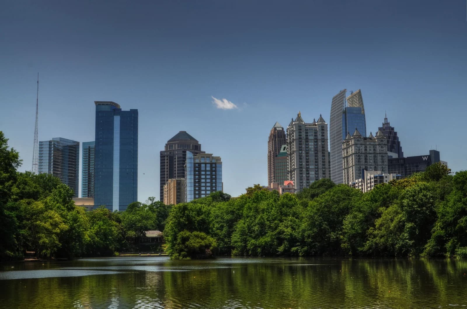 The towers of Midtown Atlanta, three quarters of an hour on foot from the downtown attractions