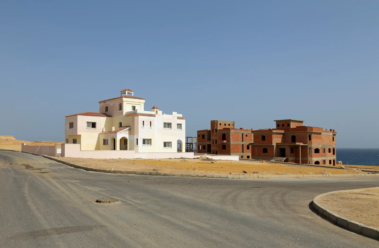 The wide sheltered bay at Sahl Hasheesh on the Red Sea coast