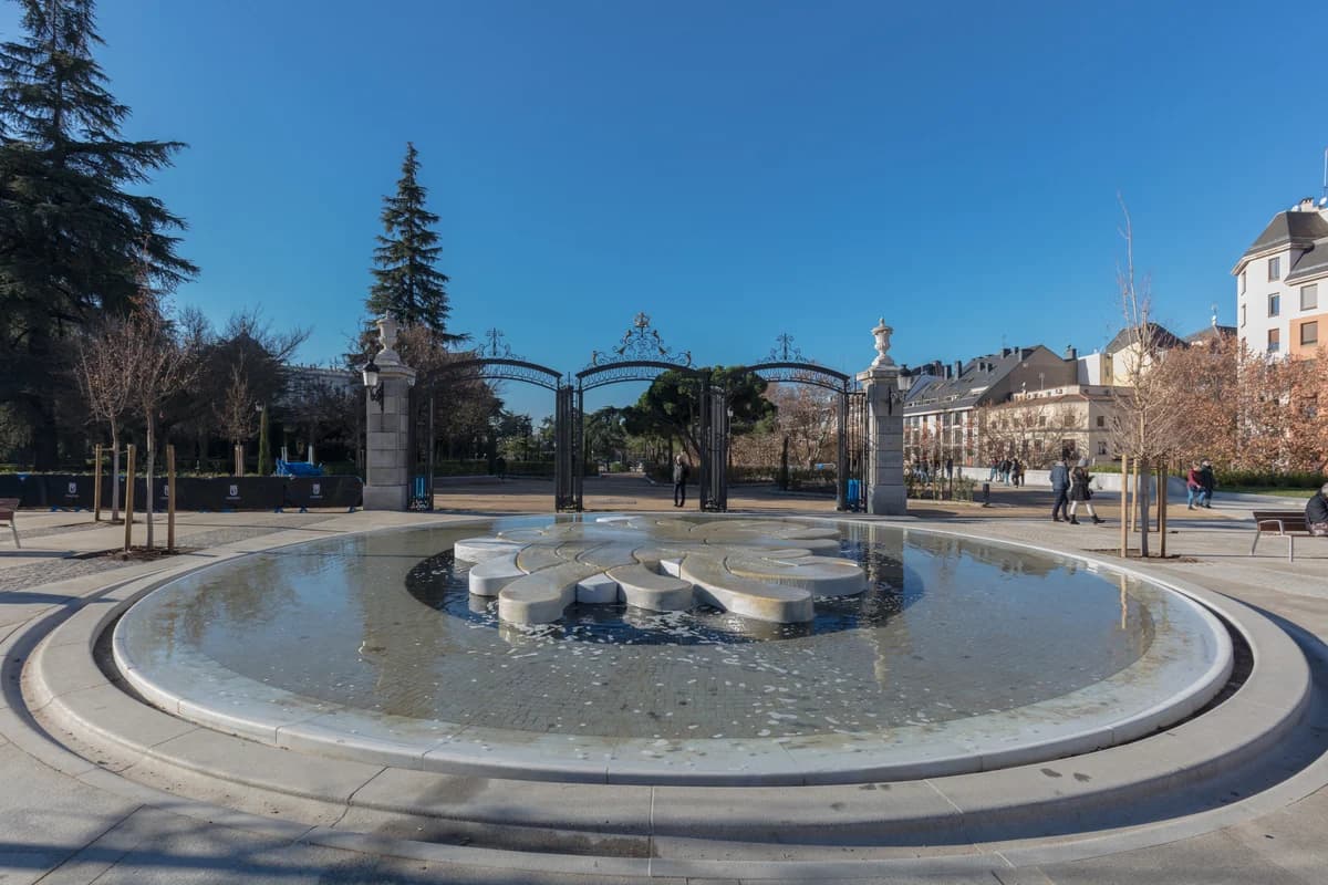 The fountain on Plaza de Espana at the western end of Madrid's Gran Via