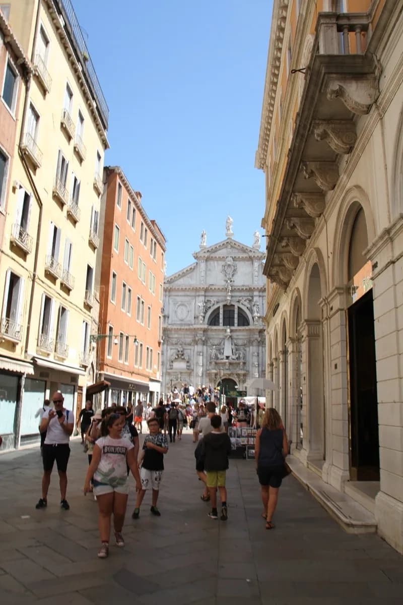 Calle Larga XXII Marzo in San Marco, the street holding the only hotel pool inside historic Venice