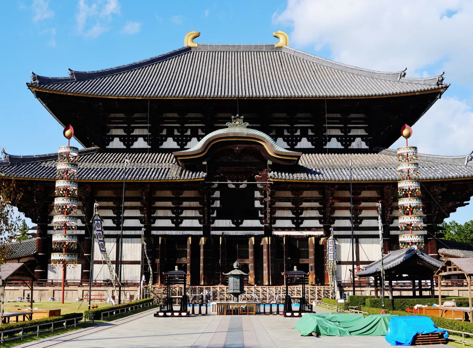 The Great Buddha Hall of Todai-ji in Nara, 35 minutes from Kyoto