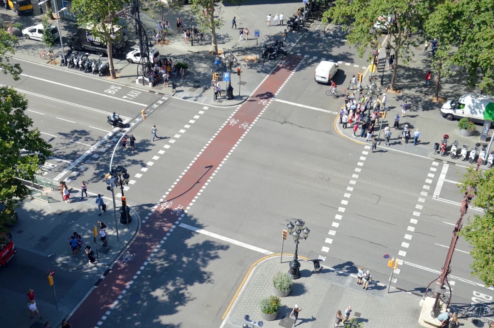 The crossroads of Passeig de Gracia and Carrer de Provenca seen from the roof of Casa Mila