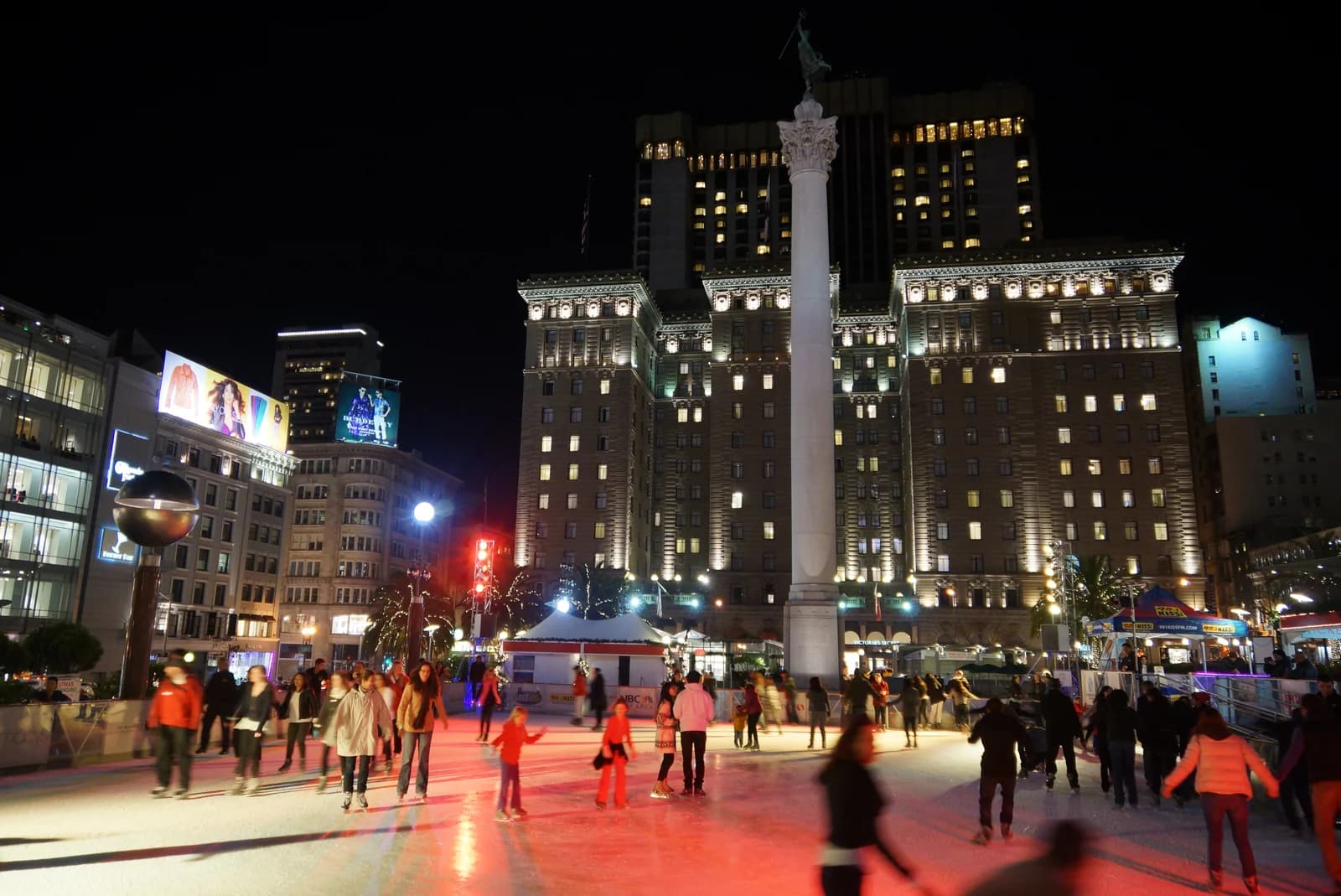 The open plaza and palm trees of Union Square in San Francisco