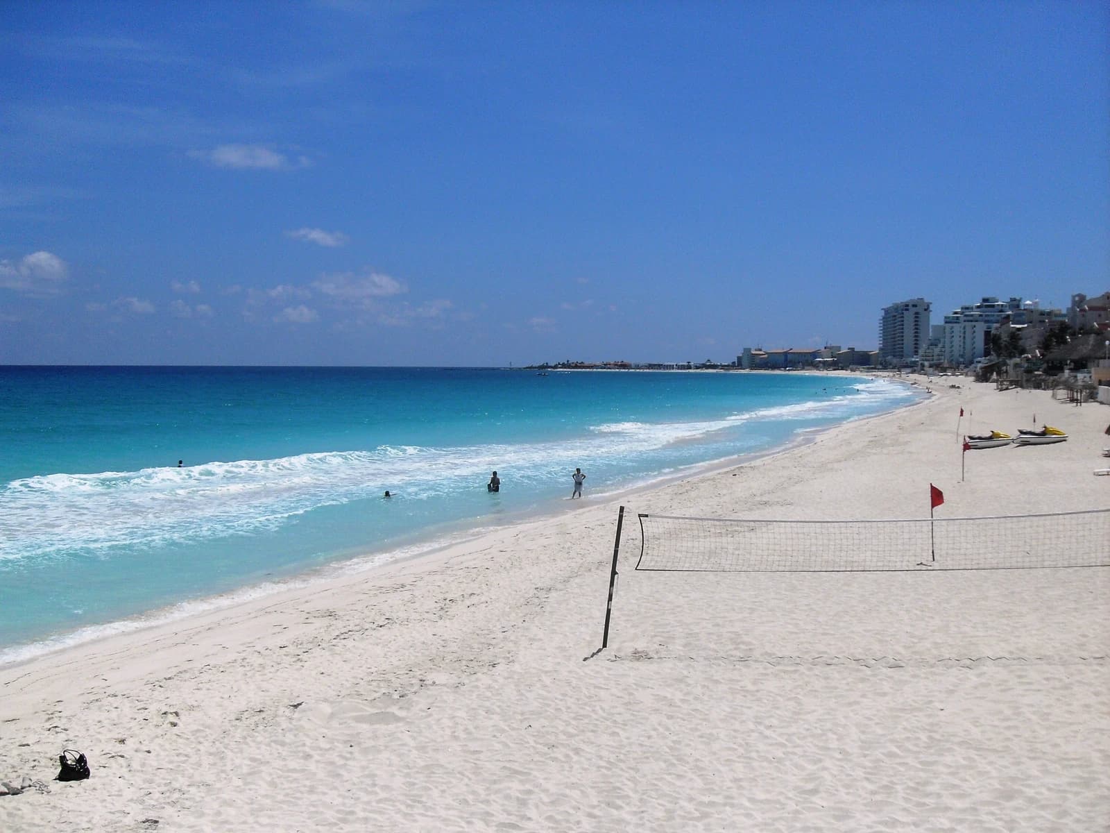 Playa Delfines in Cancun