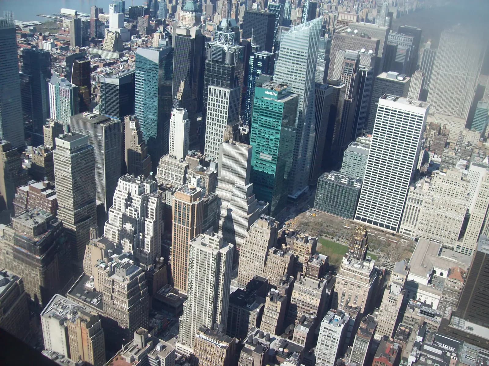 Midtown Manhattan from the air, the grid this three-day New York itinerary is built around