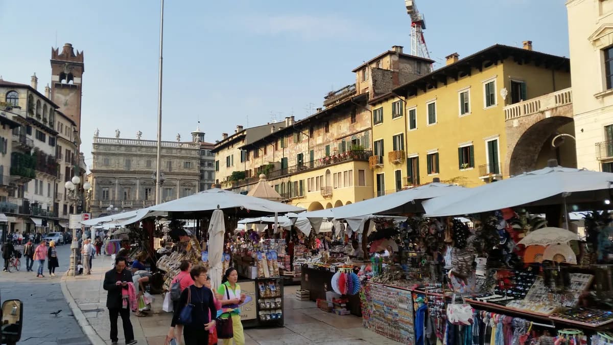 Citta Antica (around Piazza delle Erbe) in Verona