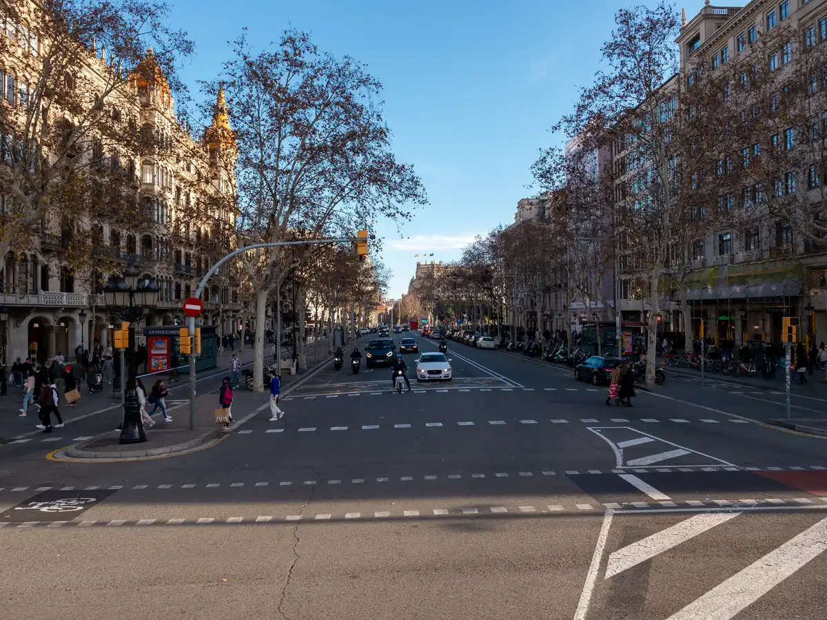 The Eixample in Barcelona, where the rooftop pools cluster along Passeig de Gracia