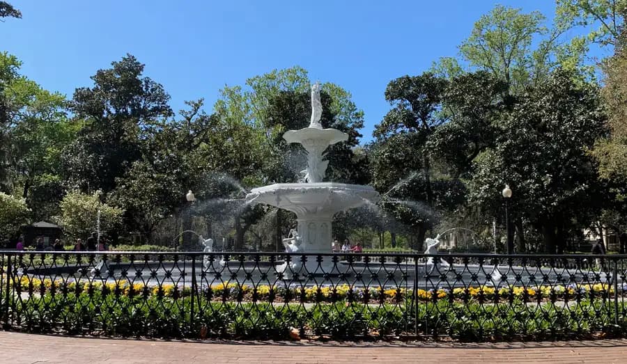 Forsyth Park & the fountain in Savannah