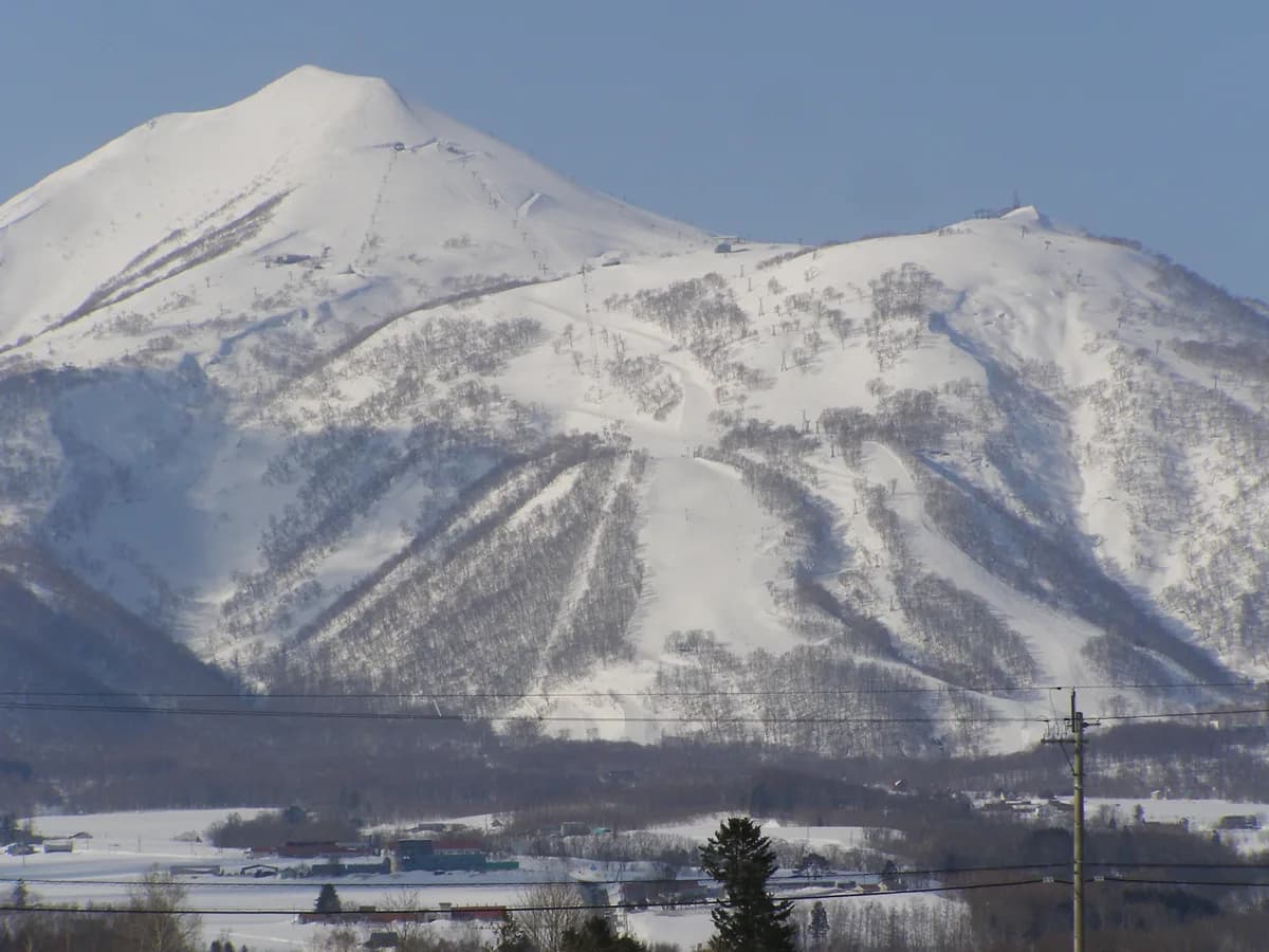 Niseko powder season in Sapporo