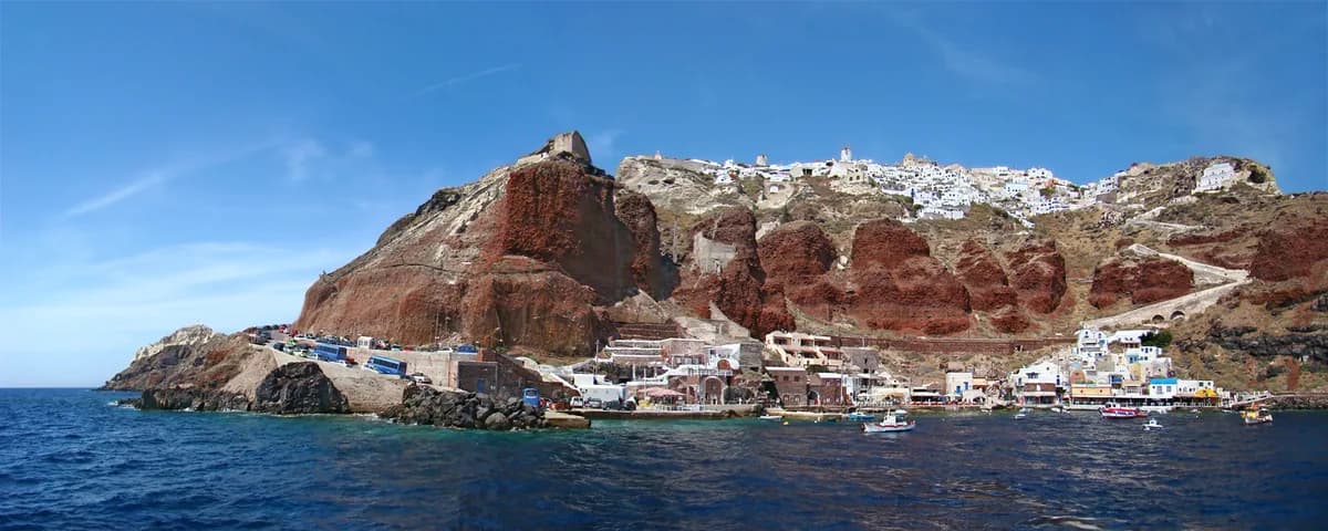 Oia in Santorini