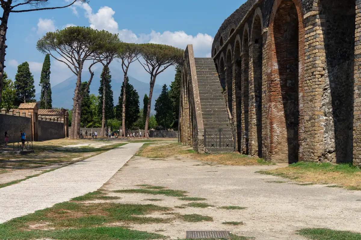 Pompeii, a day trip from Rome