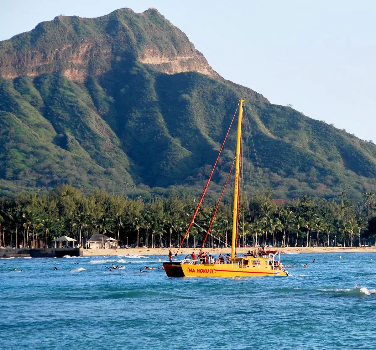 Sunset catamaran & whale watch in Oahu