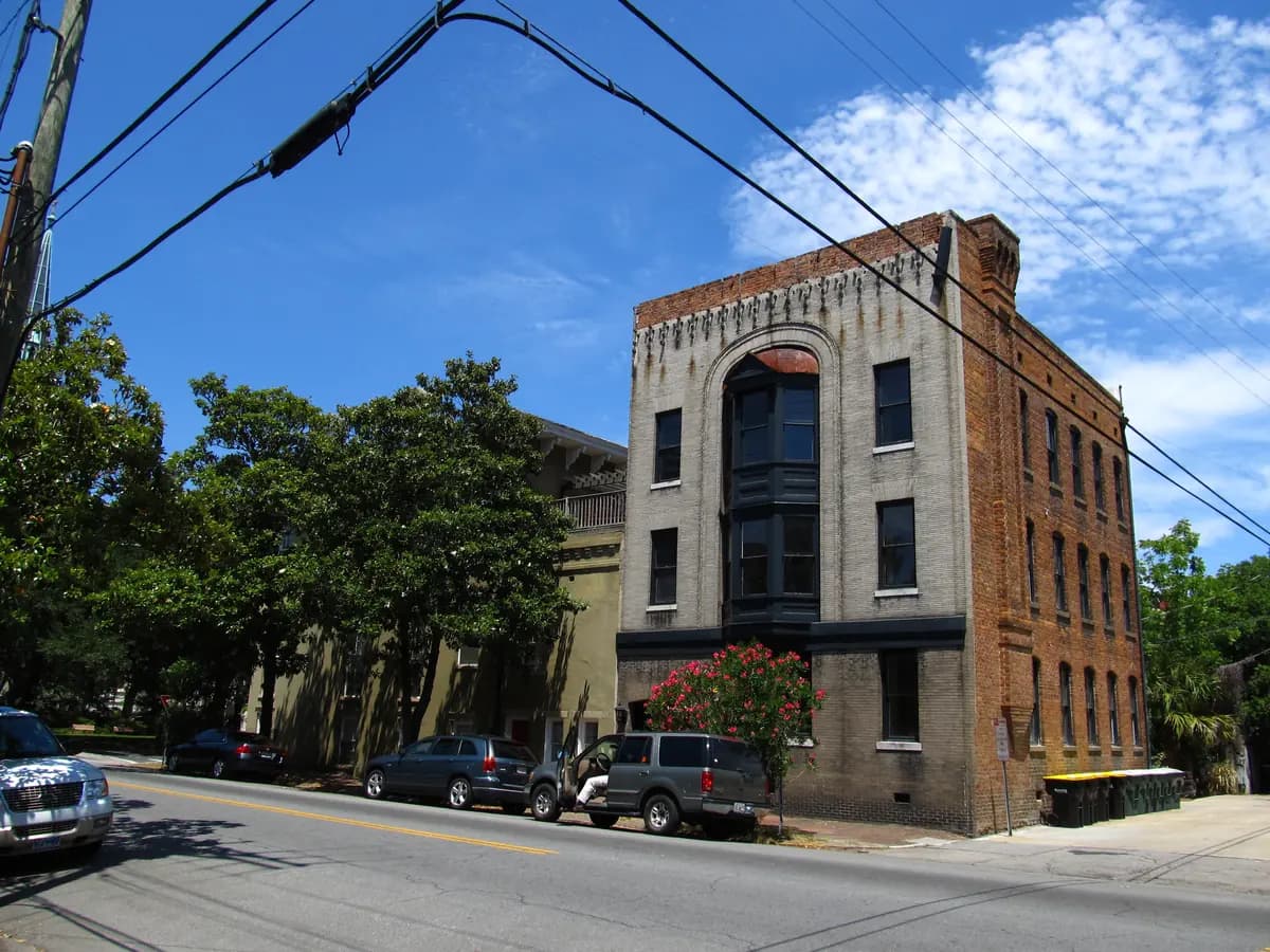 The 22 historic squares in Savannah