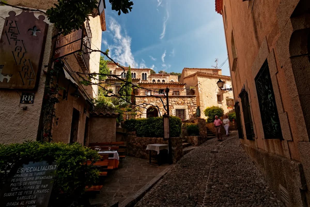 Tossa de Mar (Costa Brava), a day trip from Barcelona