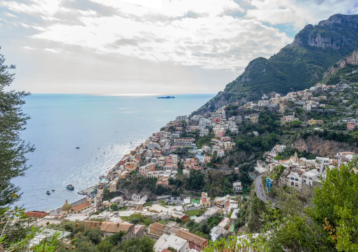 Upper town along Via Pasitea in Positano