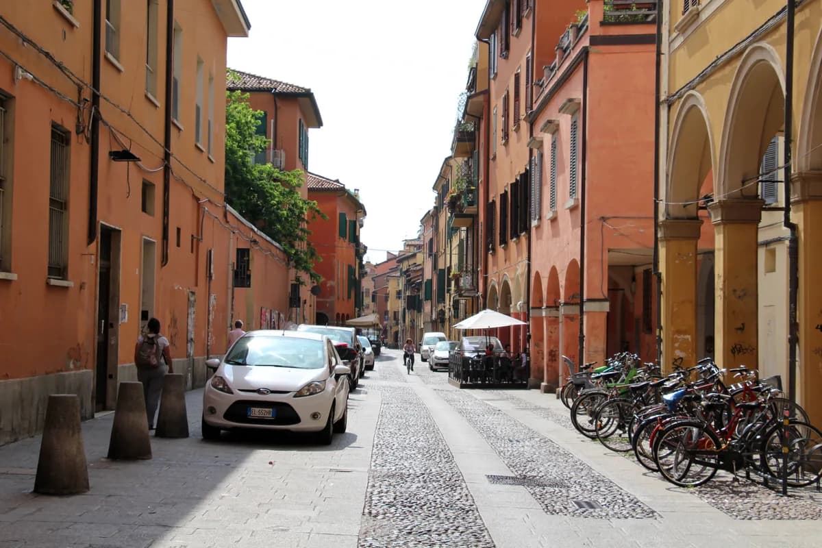Via del Pratello in Bologna