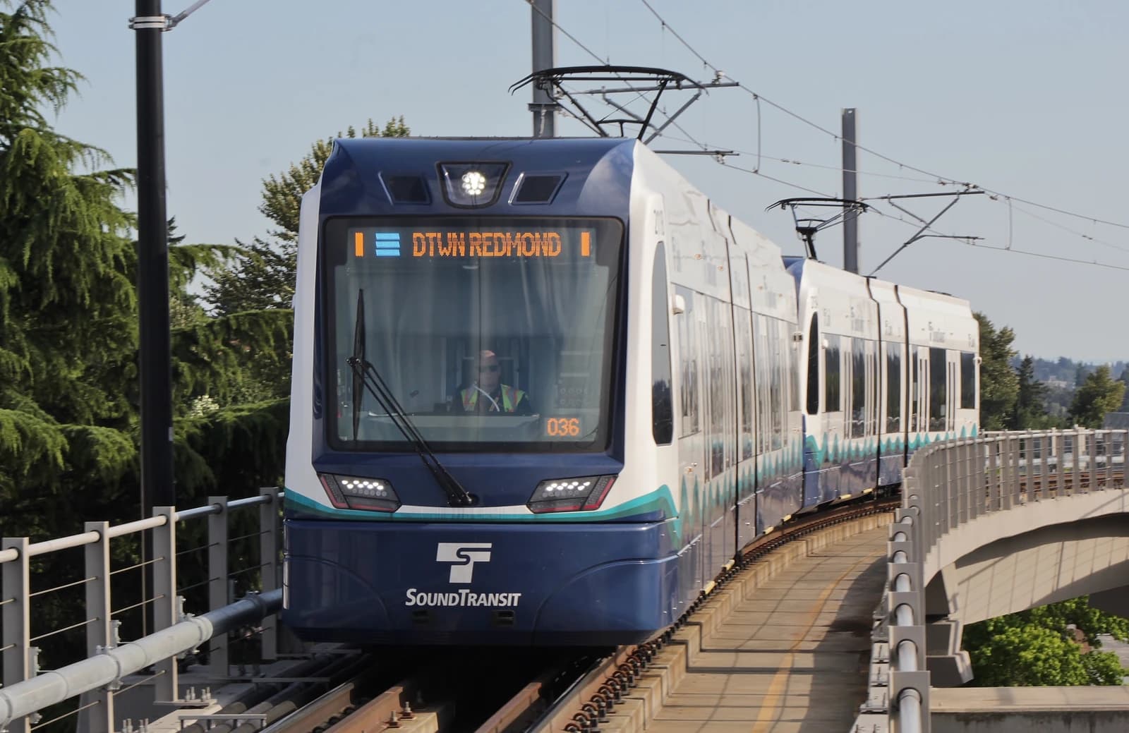 A Sound Transit Link light rail train arriving on the elevated 2 Line at Wilburton station