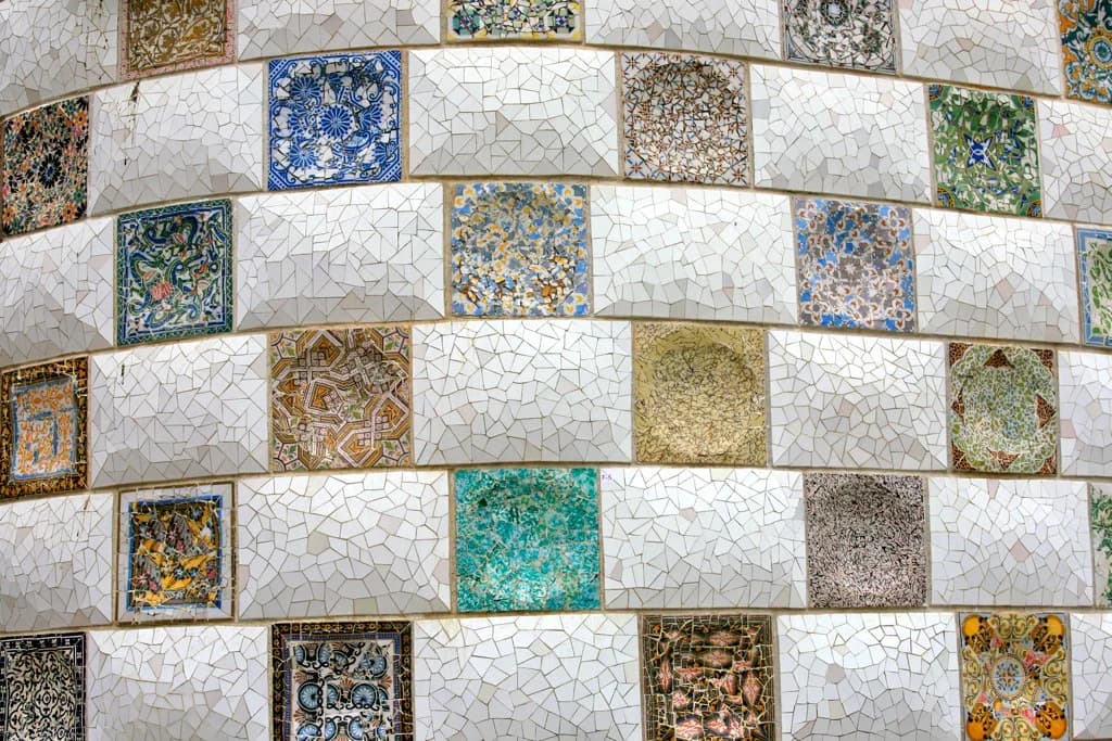 The mosaic serpentine bench on the terrace at Park Guell