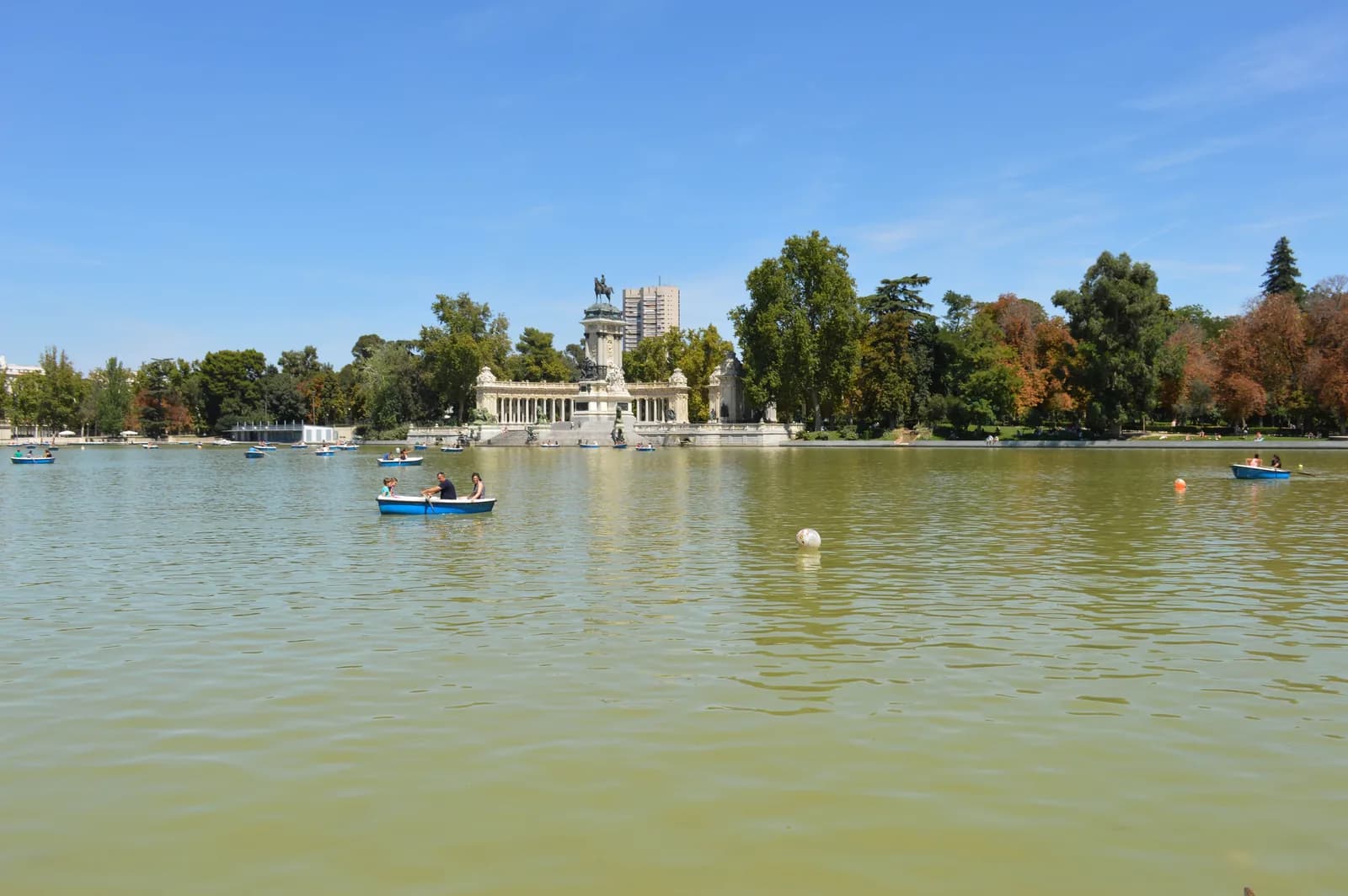 Rowing boats on the Estanque Grande in the Retiro, one of the cheapest things to do in Madrid with kids